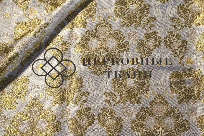Brocade-with-flowers-milk-gold-white